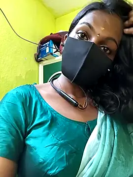 Snapshot of Honey_rosetamil chatting on 06-19-26, 05:56 Honey rosetamil online show from 06-19-26, 05:56