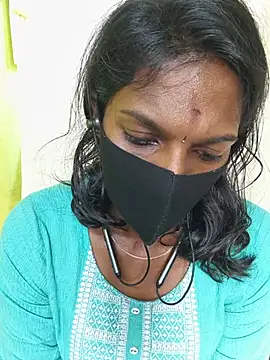 Snapshot of Honey_rosetamil chatting on 07-14-26, 02:27 Honey rosetamil online show from 07-14-26, 02:27