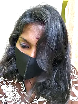 Snapshot of Honey_rosetamil chatting on 07-15-26, 07:13 Honey rosetamil online show from 07-15-26, 07:13