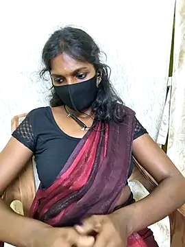 Snapshot of Honey_rosetamil chatting on 07-31-26, 02:49 Honey rosetamil online show from 07-31-26, 02:49