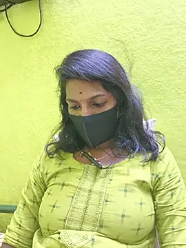 Snapshot of Honey_rosetamil chatting on 08-02-26, 07:23 Honey rosetamil online show from 08-02-26, 07:23