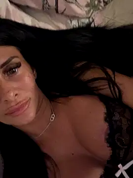 Snapshot of AriannaIsabellax chatting on 10-02-25, 10:06 AriannaIsabellax online show from 10-02-25, 10:06