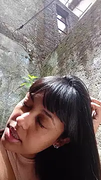 Snapshot of indiazinhabella27 chatting on 12-22-25, 03:20 indiazinhabella27 online show from 12-22-25, 03:20