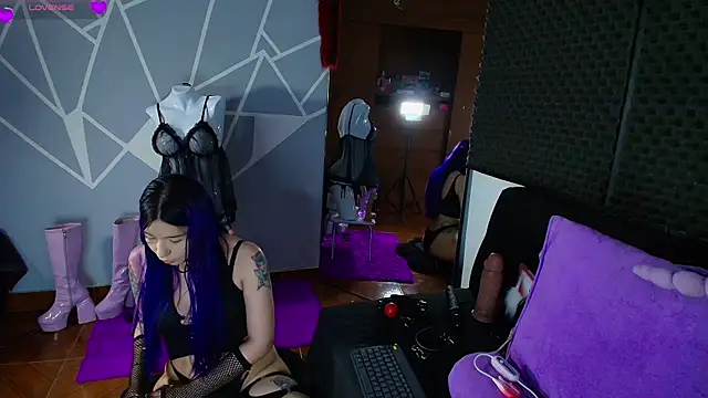 karlamoon23 online show from 06-28-26, 12:27