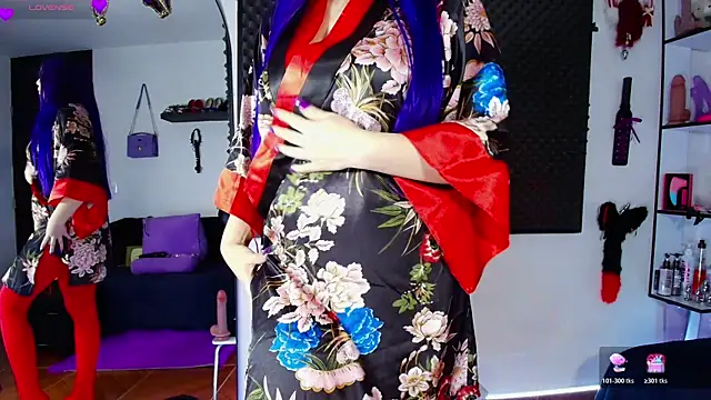 karlamoon23 online show from 07-22-26, 11:57