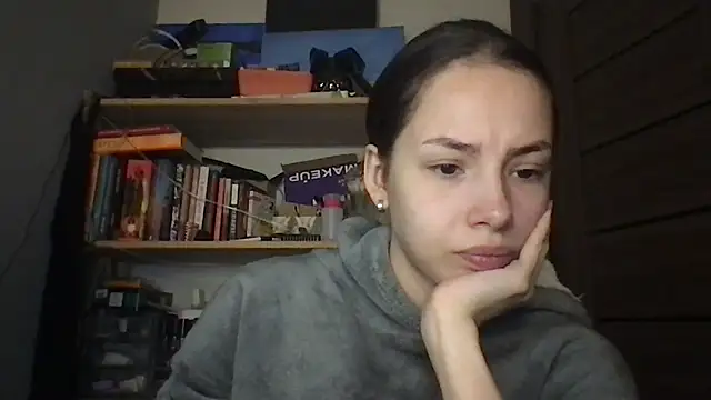 Yuna5343 online show from 11-19-25, 08:42