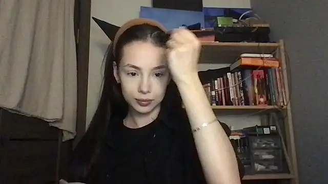 Yuna5343 online show from 11-25-25, 08:09