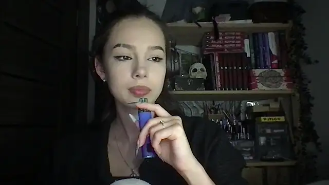 Yuna5343 online show from 04-18-26, 08:20