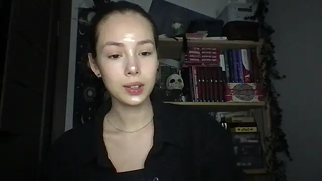 Yuna5343 online show from 04-23-26, 08:55