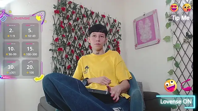 LiamBrown09 online show from 04-25-26, 07:22