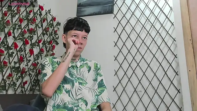 LiamBrown09 online show from 06-13-26, 07:23