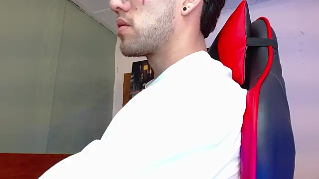 alexgiraldo   online show from 06-03-26, 02:33