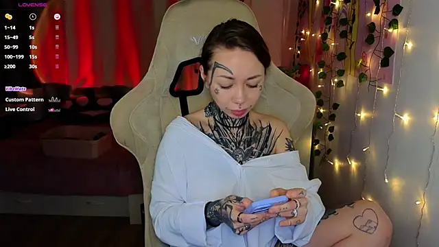 Snapshot of bunnykellyyy chatting on 02-20-26, 07:03 bunnykellyyy online show from 02-20-26, 07:03