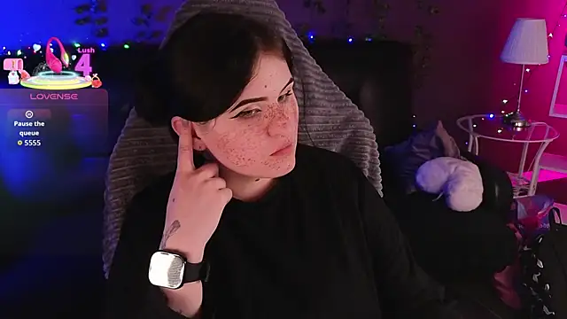 Snapshot of Dark_Shine chatting on 01-14-26, 08:36 Dark Shine online show from 01-14-26, 08:36