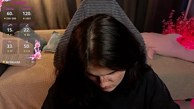 Snapshot of Dark_Shine chatting on 02-11-26, 08:14 Dark Shine online show from 02-11-26, 08:14