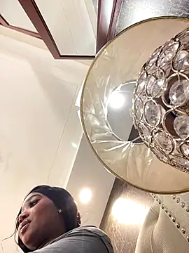 alisonn moon online show from 10-23-25, 10:19