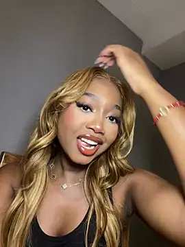 alisonn moon online show from 07-25-26, 08:39