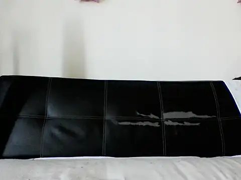 ferchule7 online show from 10-10-25, 06:40