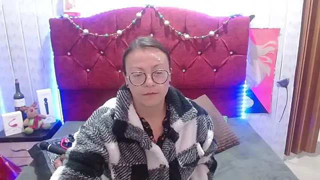 Susanahotsexxx online show from 12-03-25, 03:25