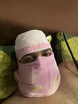 Snapshot of sumi998 chatting on 11-19-25, 07:25 sumi998 online show from 11-19-25, 07:25