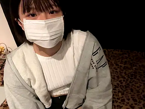 Snapshot of kabikabi_makaron chatting on 09-15-25, 02:28 kabikabi makaron online show from 09-15-25, 02:28