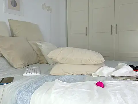 MissFrenchy online show from 01-11-26, 09:42