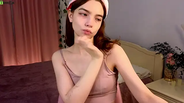 Evi Brook online show from 12-23-25, 06:33