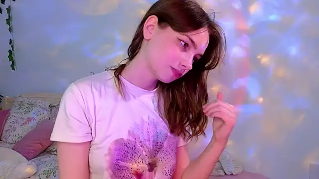 Evi Brook online show from 06-11-26, 06:50