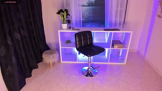 Snapshot of Georgina-Mtz chatting on 01-15-26, 07:50 Georgina-Mtz online show from 01-15-26, 07:50