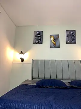 Samara Hadi  online show from 09-15-25, 12:10