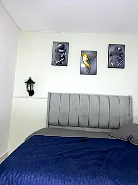 Samara Hadi  online show from 09-22-25, 09:50