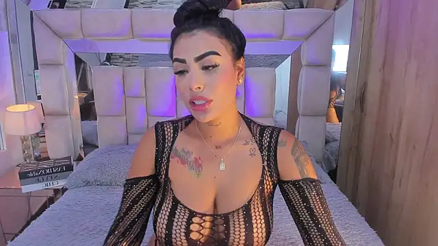 Snapshot of MaddyGray_ chatting on 09-20-25, 06:20 MaddyGray  online show from 09-20-25, 06:20