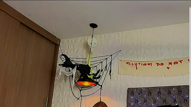 Snapshot of karol_dl chatting on 10-20-25, 09:04 karol dl online show from 10-20-25, 09:04