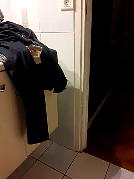 Snapshot of romeobravohotel chatting on 01-05-26, 11:30 romeobravohotel online show from 01-05-26, 11:30