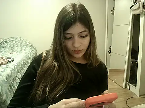Becca B online show from 05-10-26, 09:09