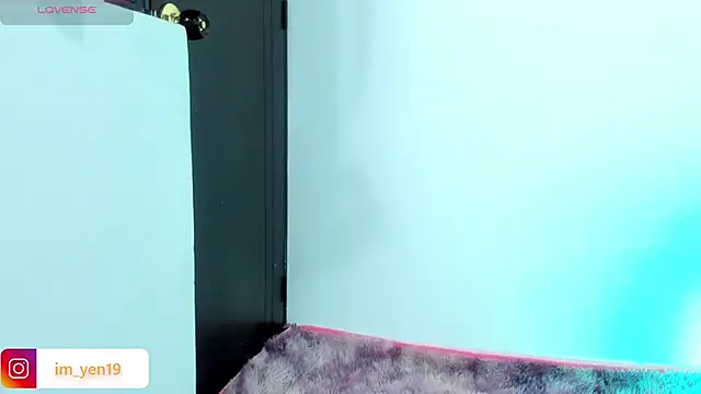 Snapshot of adahraa_younng chatting on 02-06-26, 09:07 adahraa younng online show from 02-06-26, 09:07