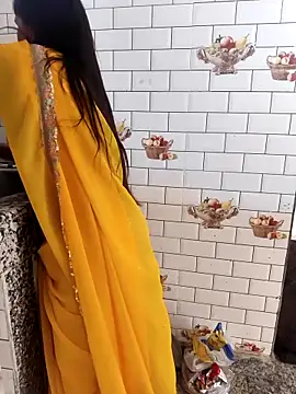 Snapshot of Shalu_G chatting on 05-16-26, 08:44 Shalu G online show from 05-16-26, 08:44