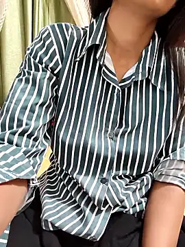 Snapshot of Shalu_G chatting on 05-30-26, 04:09 Shalu G online show from 05-30-26, 04:09