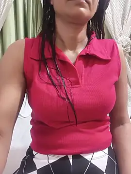 Snapshot of Shalu_G chatting on 06-11-26, 02:00 Shalu G online show from 06-11-26, 02:00