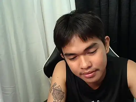Snapshot of joncum4u chatting on 07-08-26, 05:28 joncum4u online show from 07-08-26, 05:28