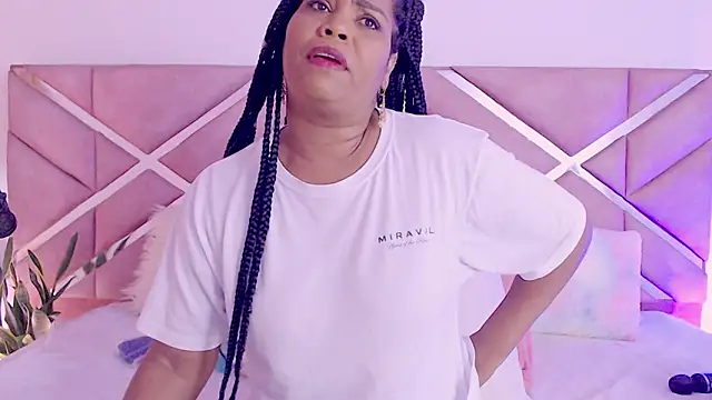 sofia 07 online show from 02-19-26, 08:49