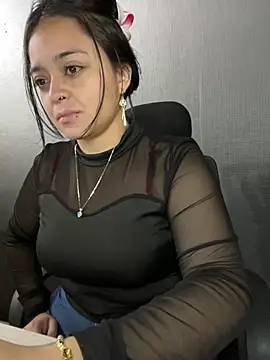 Snapshot of Emily_Rivers_ chatting on 02-10-26, 01:26 Emily Rivers online show from 02-10-26, 01:26