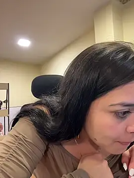 Snapshot of Emily_Rivers_ chatting on 03-04-26, 01:39 Emily Rivers online show from 03-04-26, 01:39