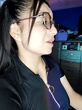 Snapshot of Mia___15 chatting on 09-08-25, 08:19 Mia 15 online show from 09-08-25, 08:19