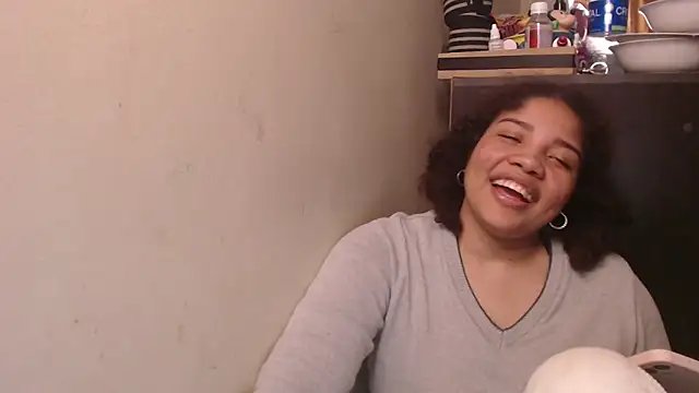 madelene online show from 10-11-25, 02:33