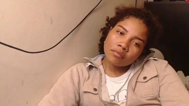 Snapshot of madelene chatting on 02-17-26, 04:53 madelene online show from 02-17-26, 04:53