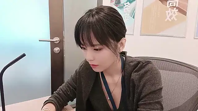 Snapshot of KKMM168 chatting on 10-13-25, 06:46 KKMM168 online show from 10-13-25, 06:46