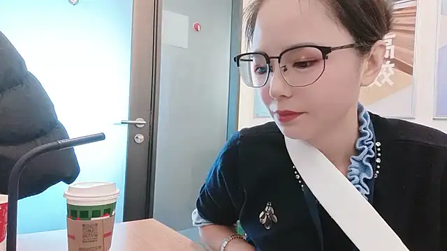 Snapshot of KKMM168 chatting on 11-26-25, 03:07 KKMM168 online show from 11-26-25, 03:07