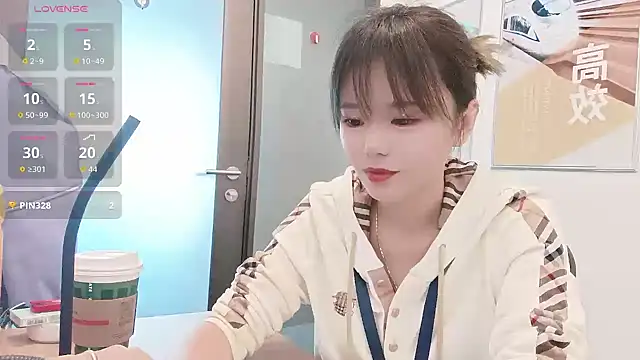 Snapshot of KKMM168 chatting on 12-02-25, 03:45 KKMM168 online show from 12-02-25, 03:45