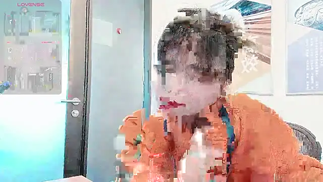 Snapshot of KKMM168 chatting on 12-03-25, 02:30 KKMM168 online show from 12-03-25, 02:30